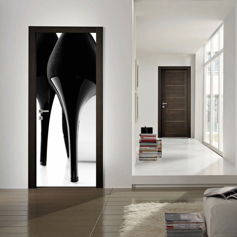 Αυτοκόλλητο Πόρτας Black Heels